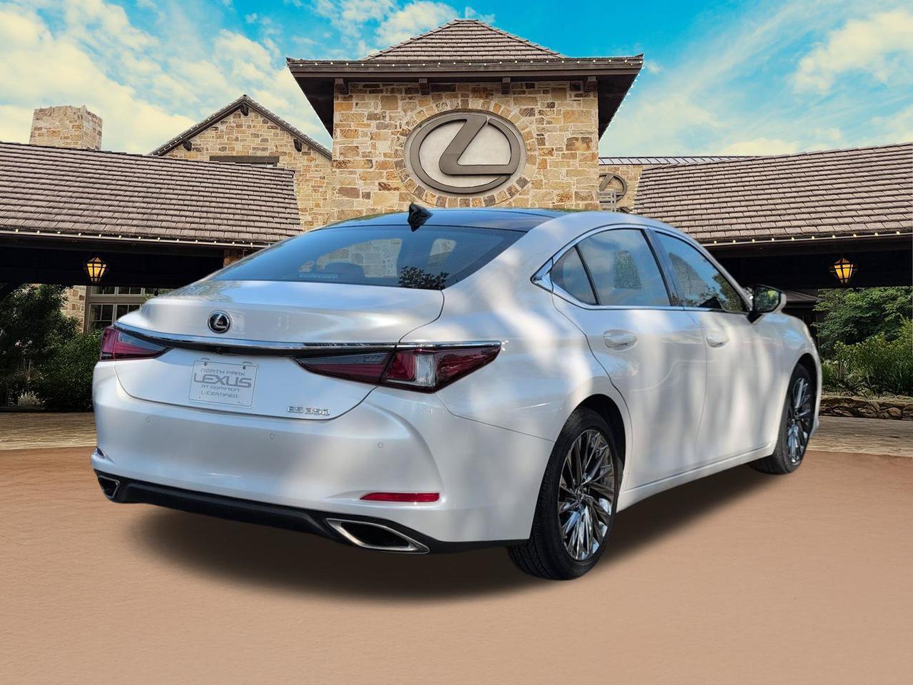 2025 Lexus ES 350 Luxury