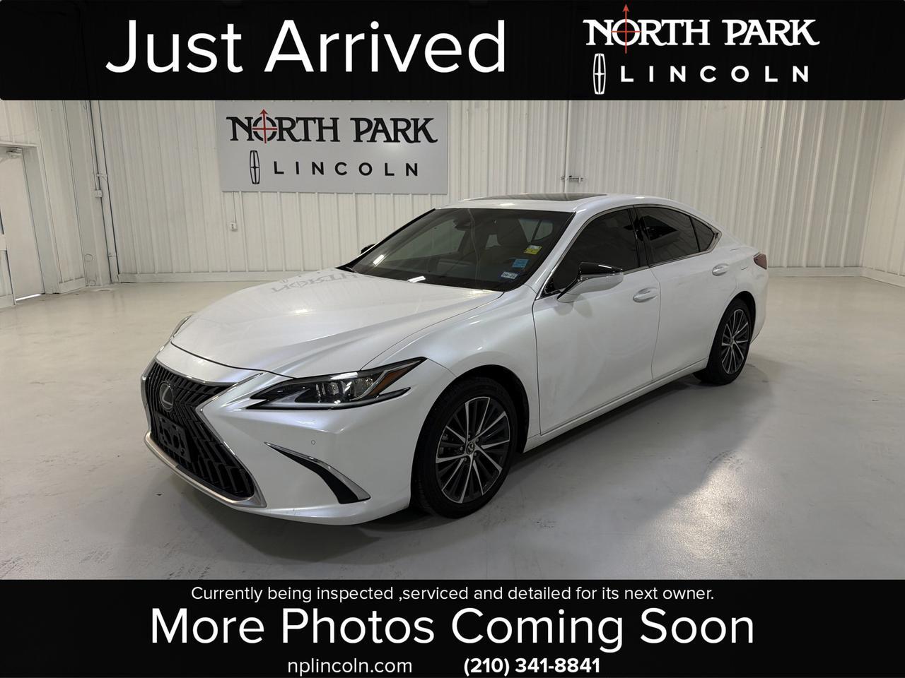 2025 Lexus ES