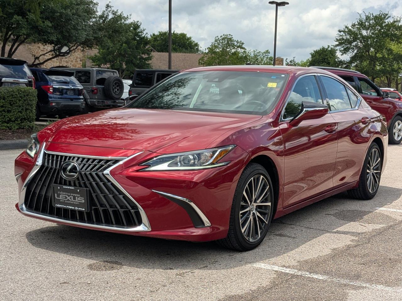 2025 Lexus ES 350