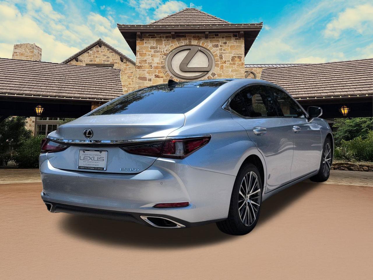 2025 Lexus ES 350