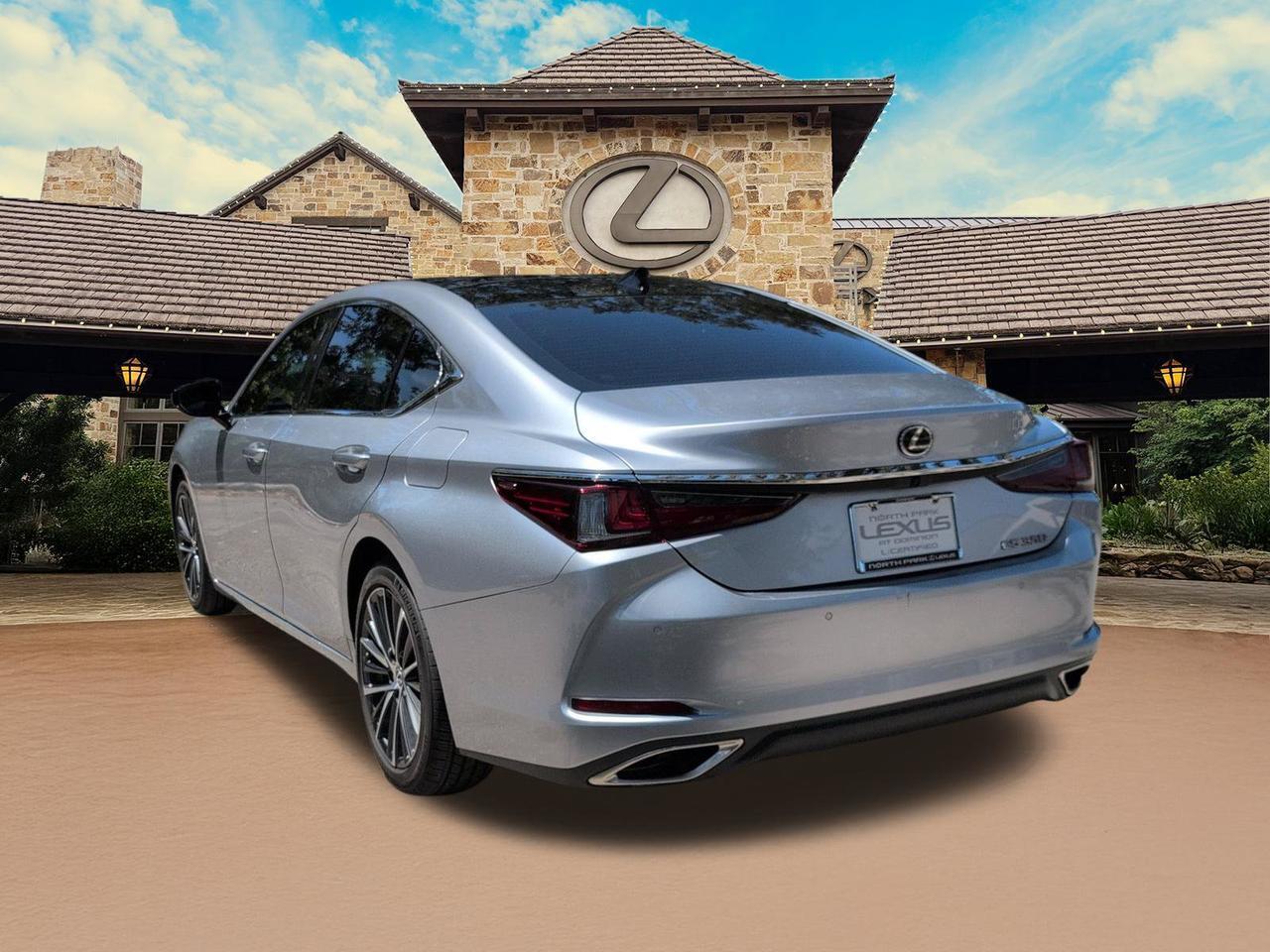 2025 Lexus ES 350