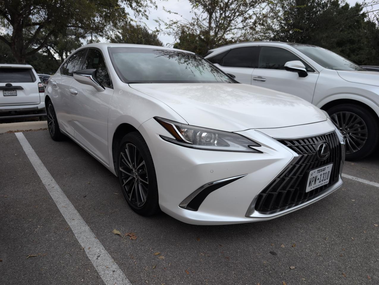 2025 Lexus ES 350