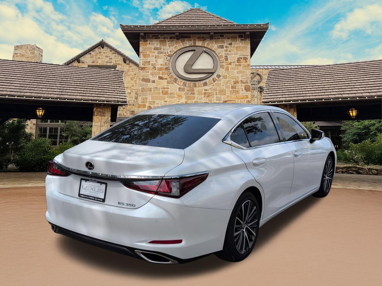 2025 Lexus ES 350
