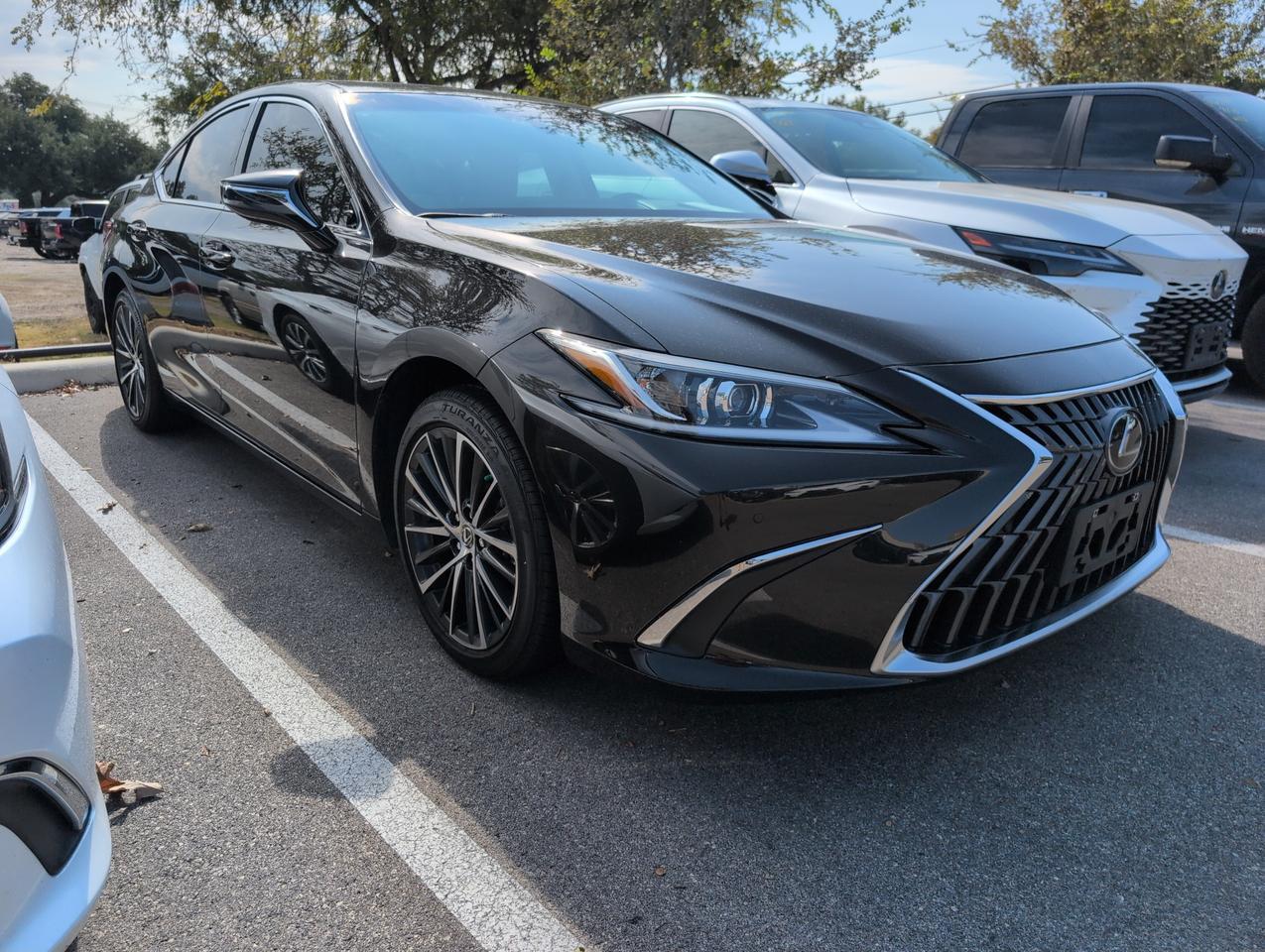 2025 Lexus ES 350