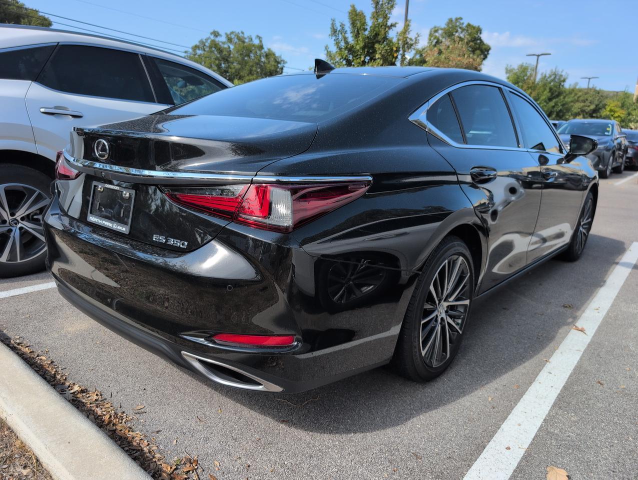 2025 Lexus ES 350