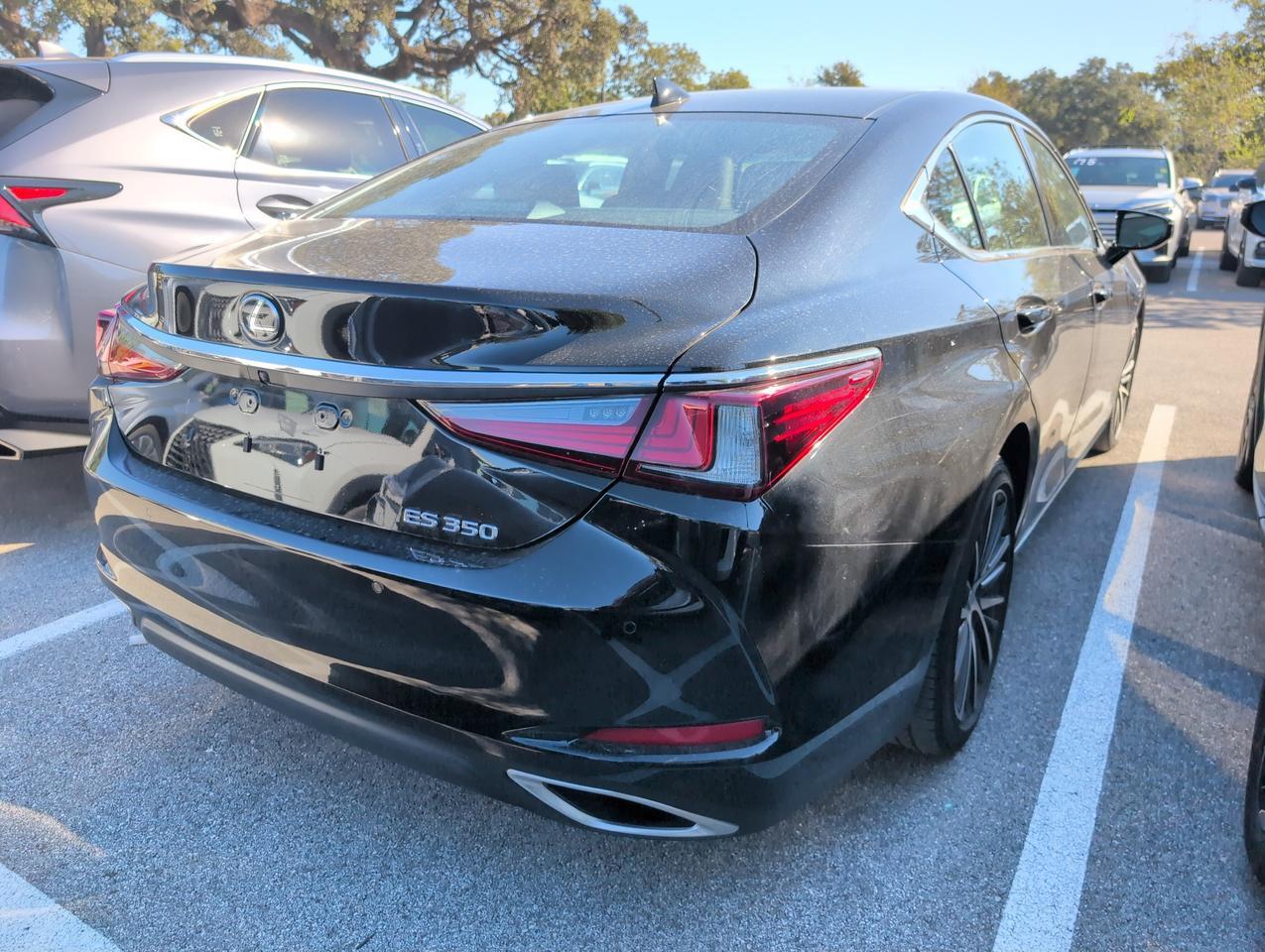 2025 Lexus ES 350