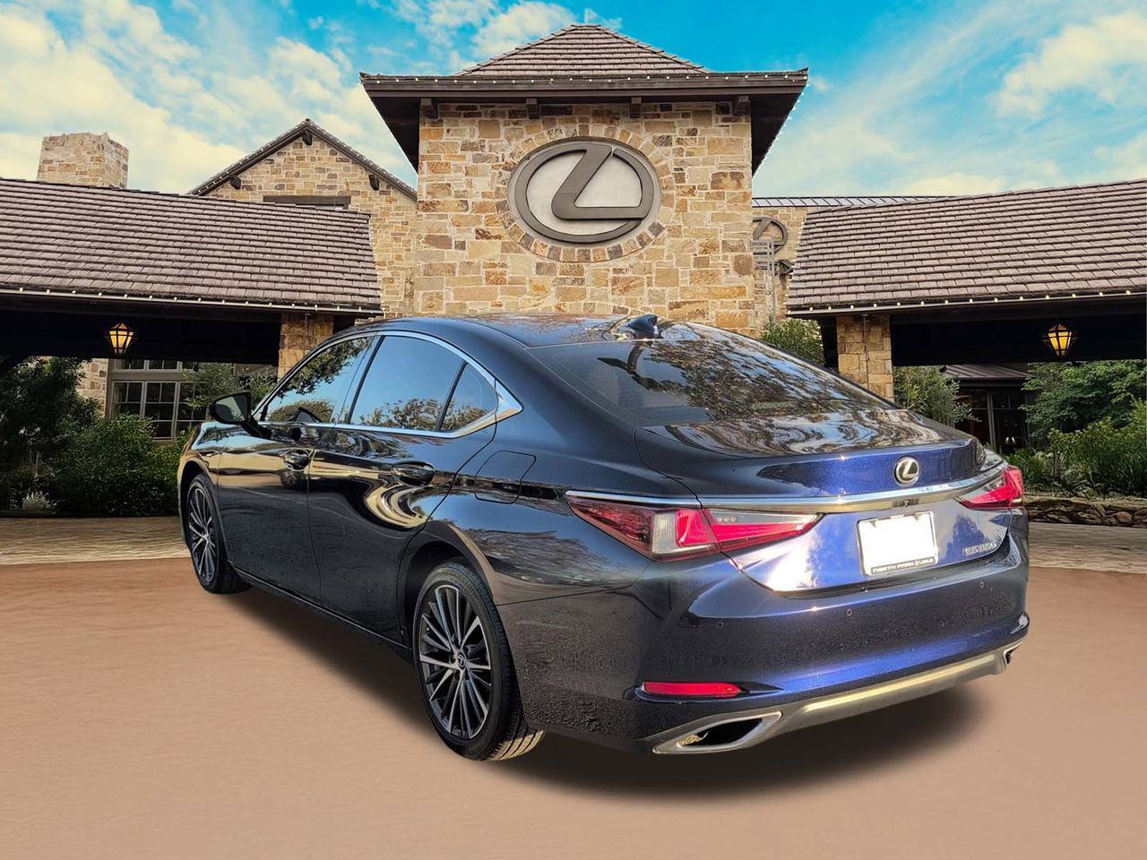 2025 Lexus ES 350