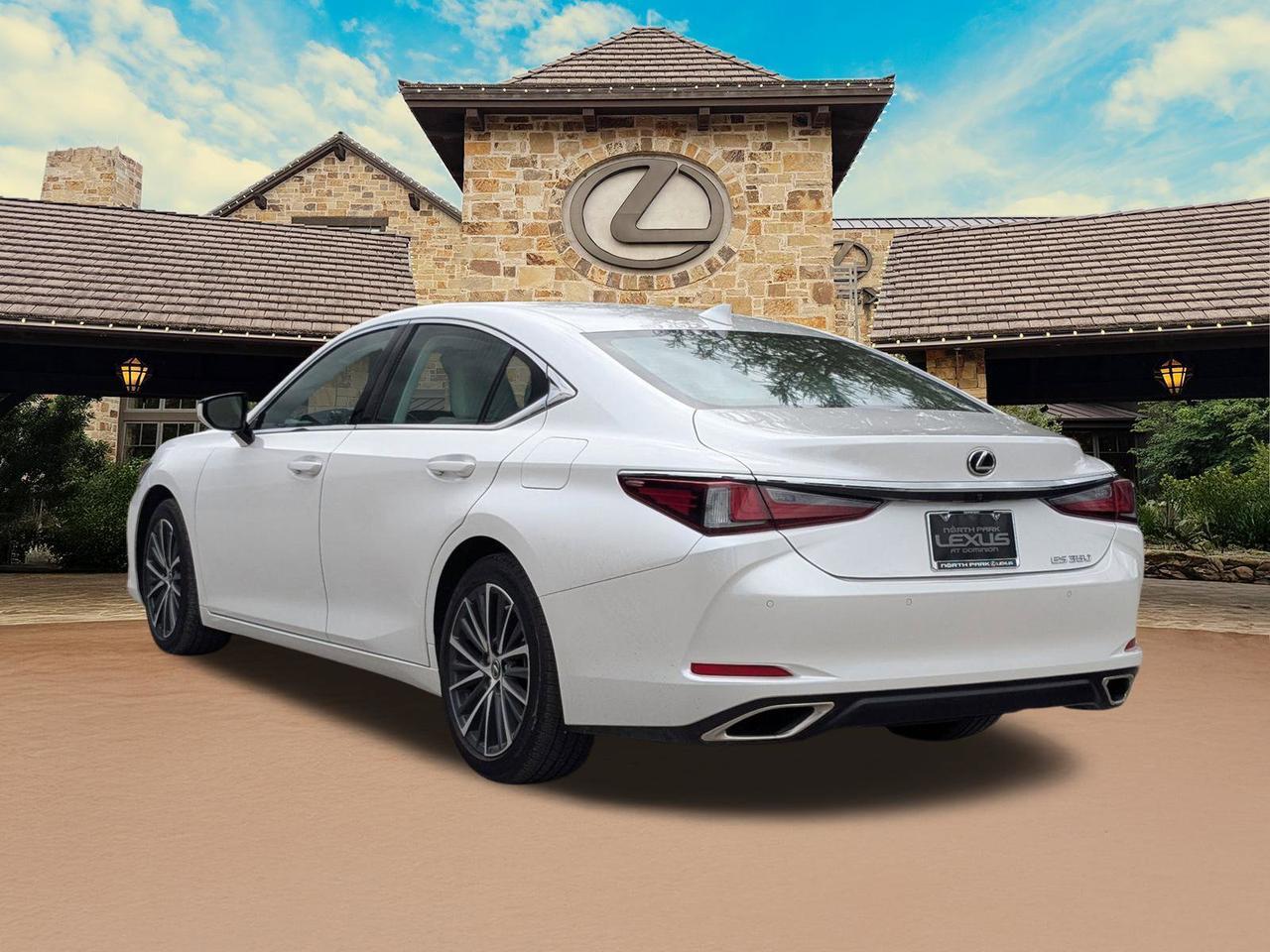 2025 Lexus ES 350