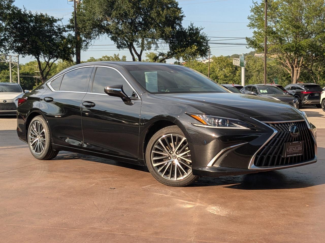 2025 Lexus ES 350