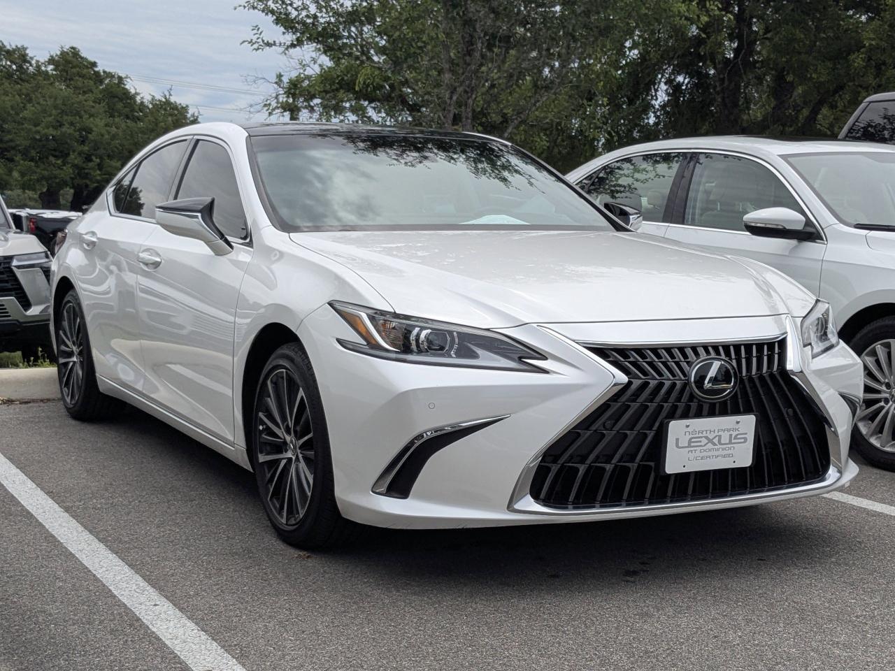 2025 Lexus ES