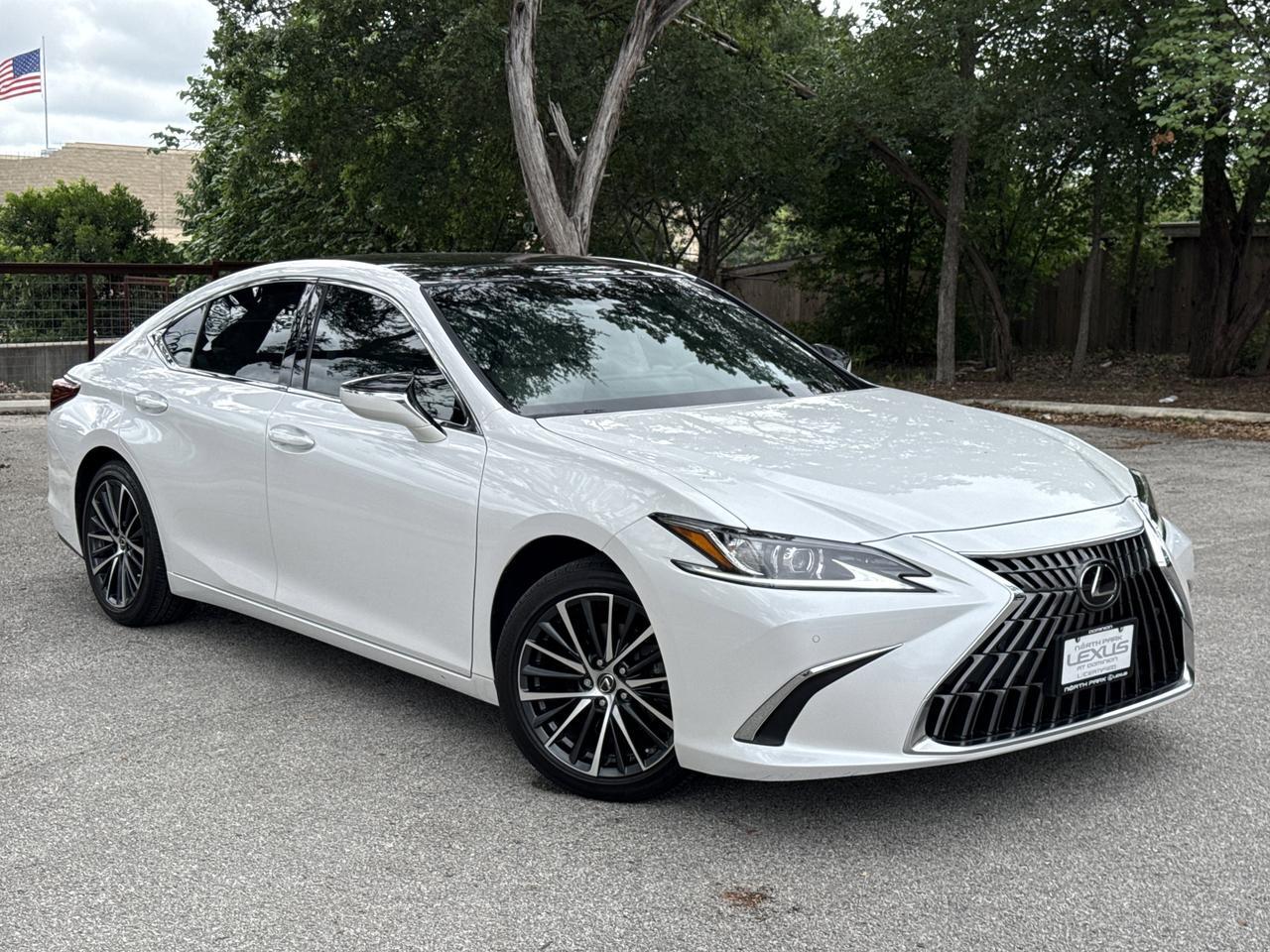 2025 Lexus ES