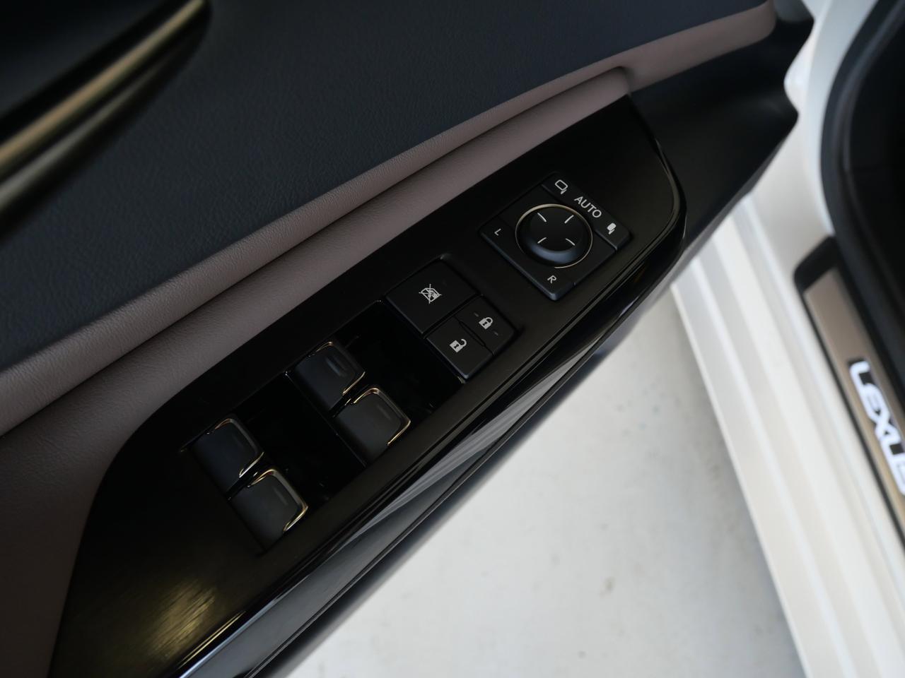 2025 Lexus ES 350 San Juan TX