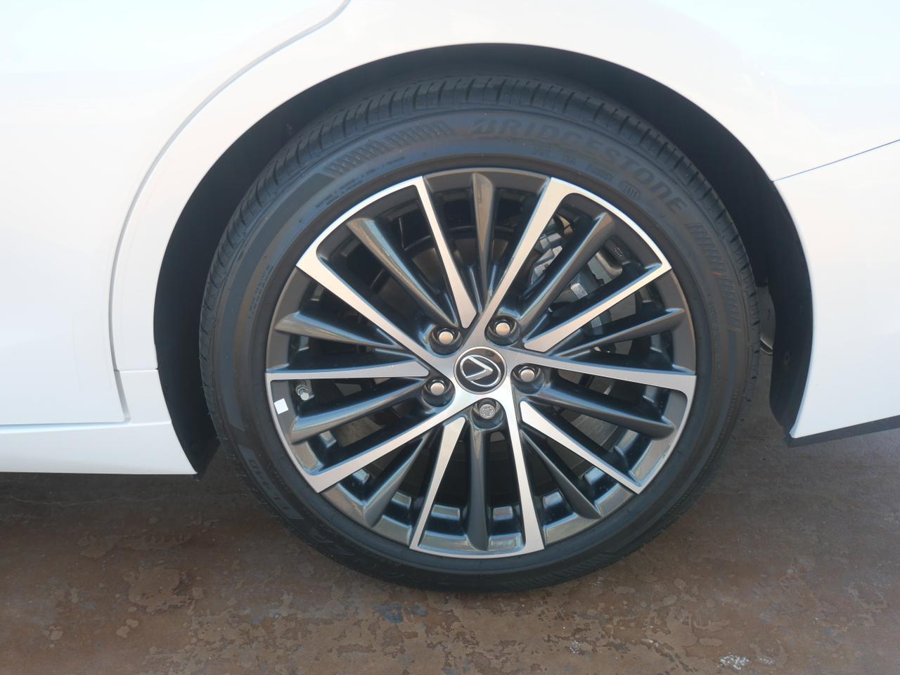 2025 Lexus ES 350 San Juan TX