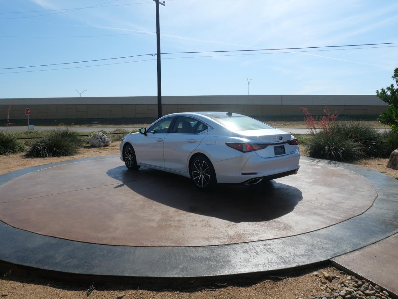 2025 Lexus ES 350 San Juan TX