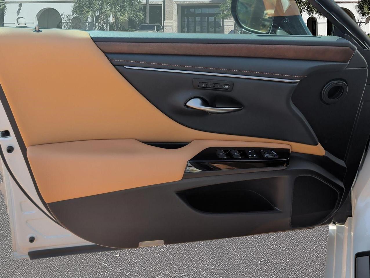 2025 Lexus ES 350 San Juan TX