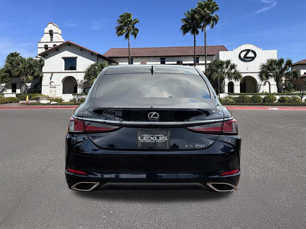 2025 Lexus ES 350