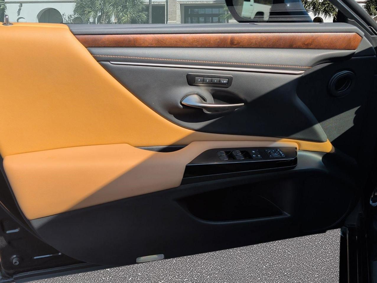 2025 Lexus ES 350 San Juan TX