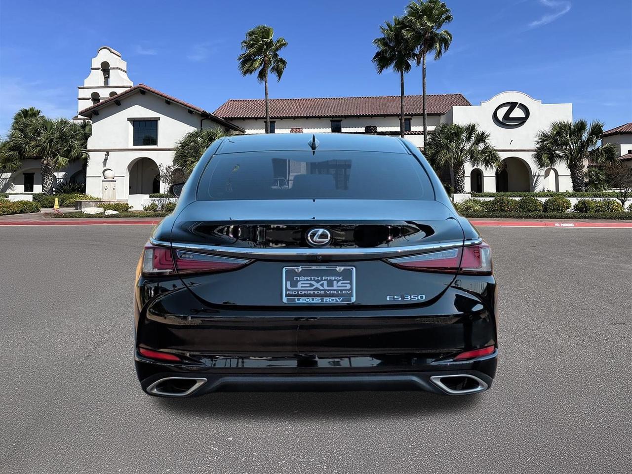 2025 Lexus ES 350