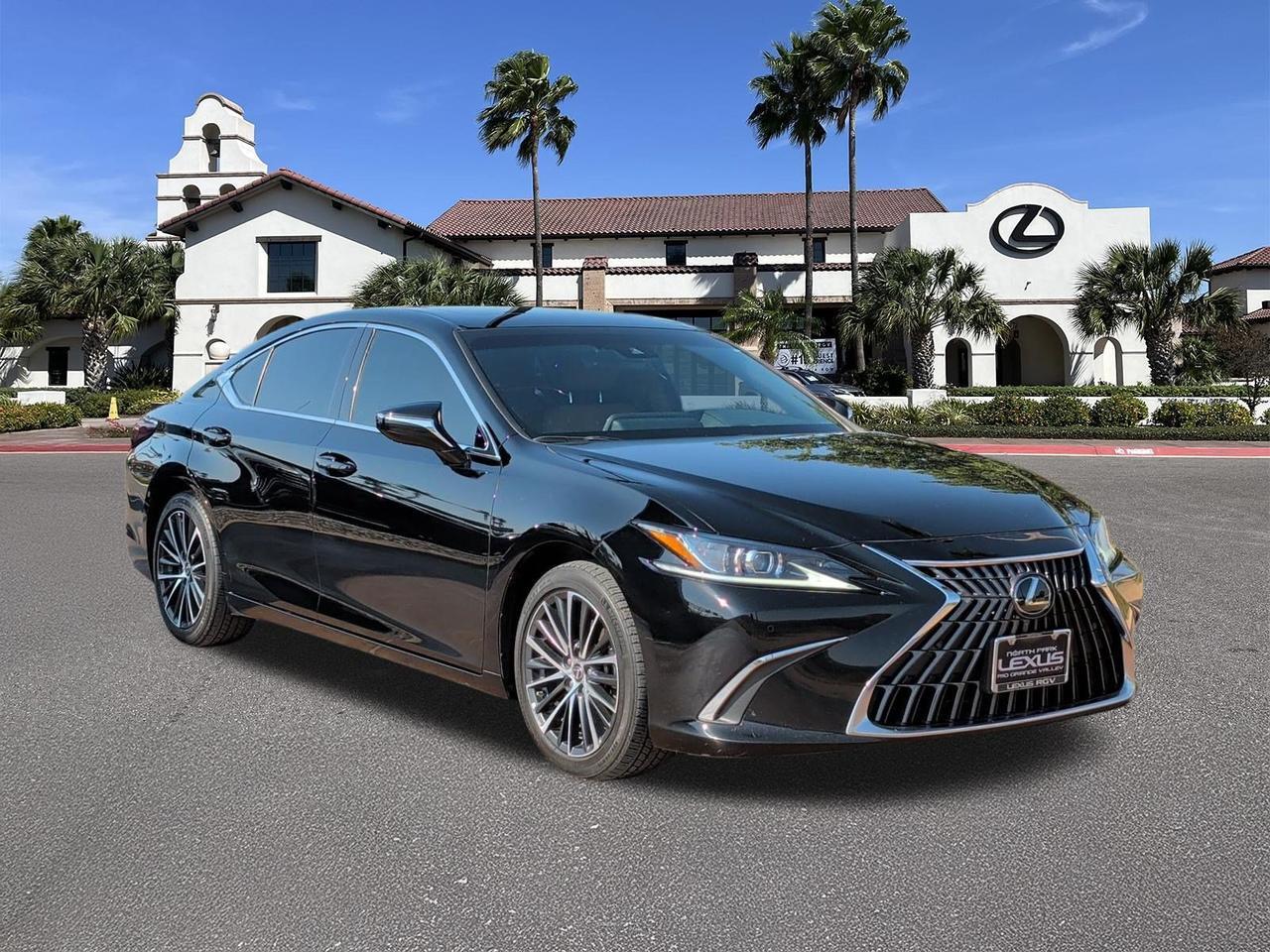 2025 Lexus ES