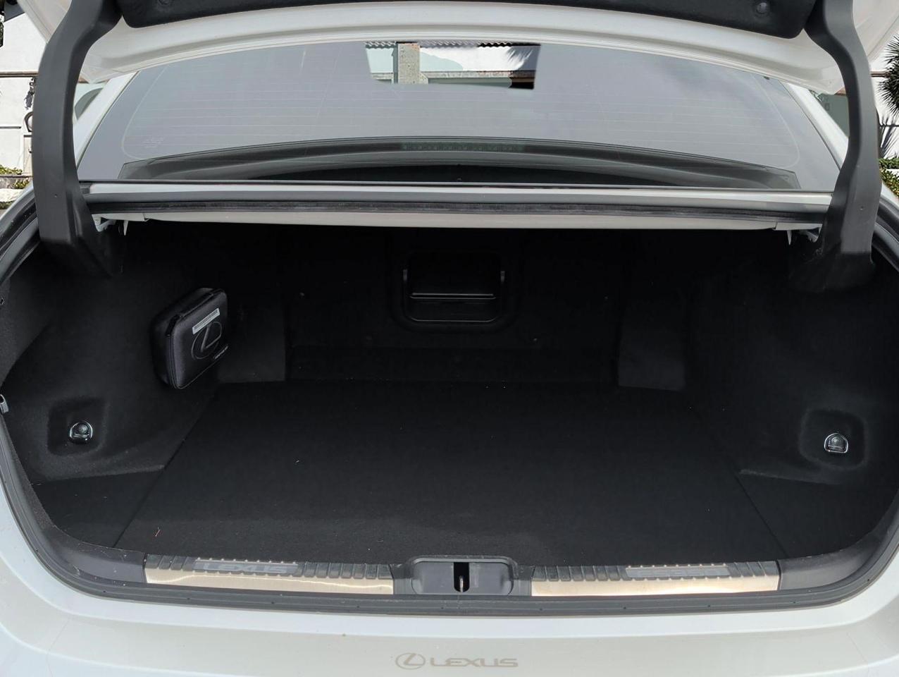 2025 Lexus ES 350 San Juan TX