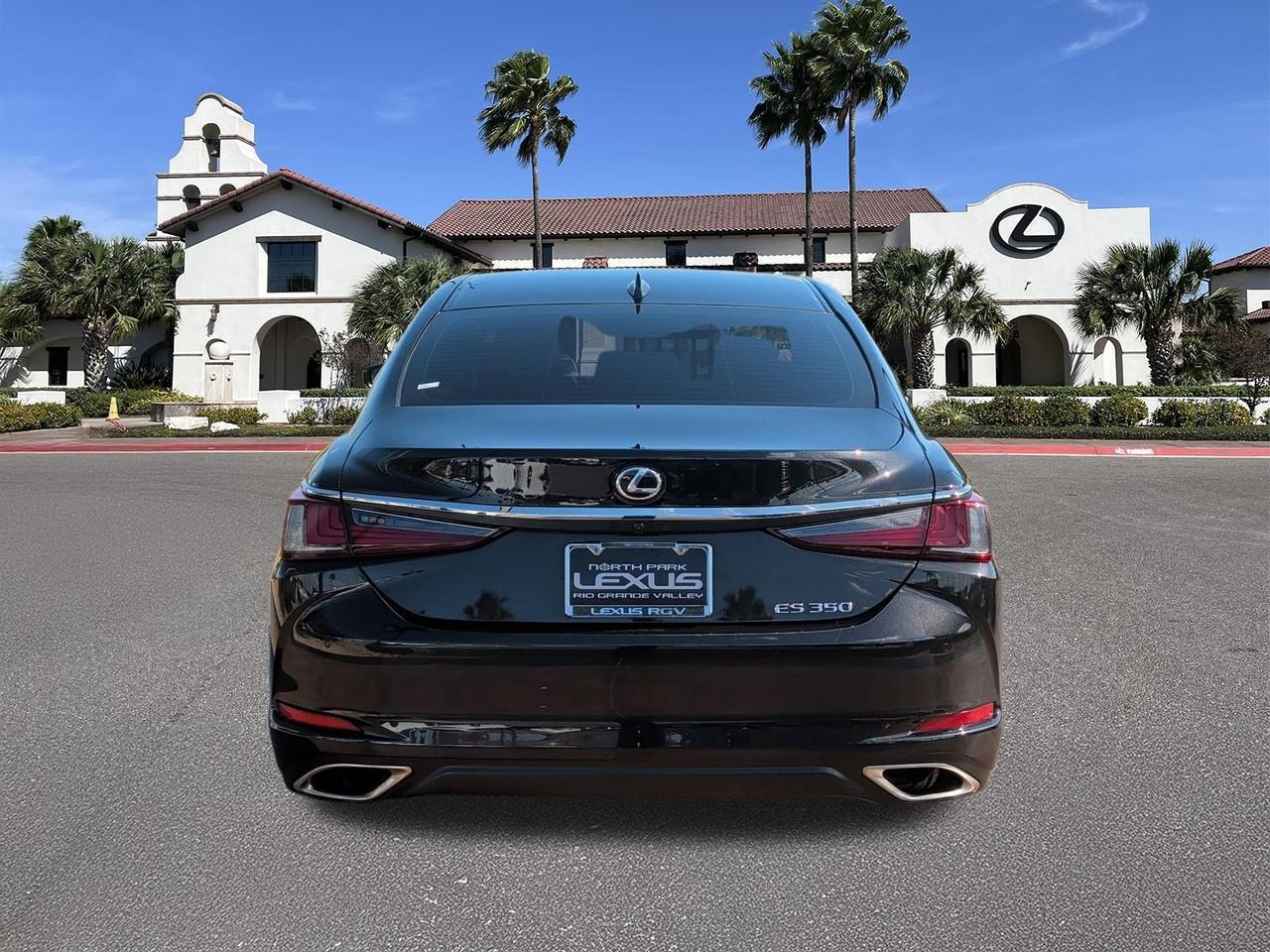 2025 Lexus ES 350
