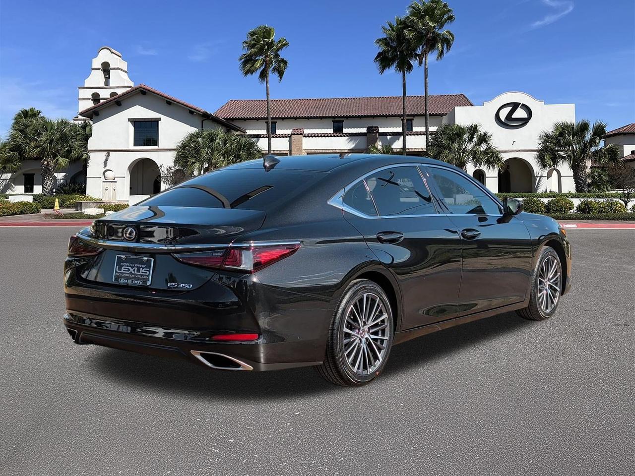 2025 Lexus ES 350