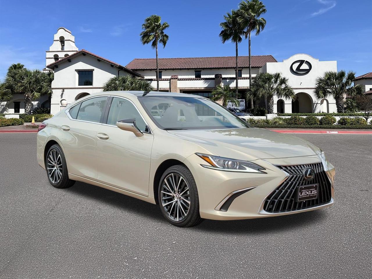 2025 Lexus ES
