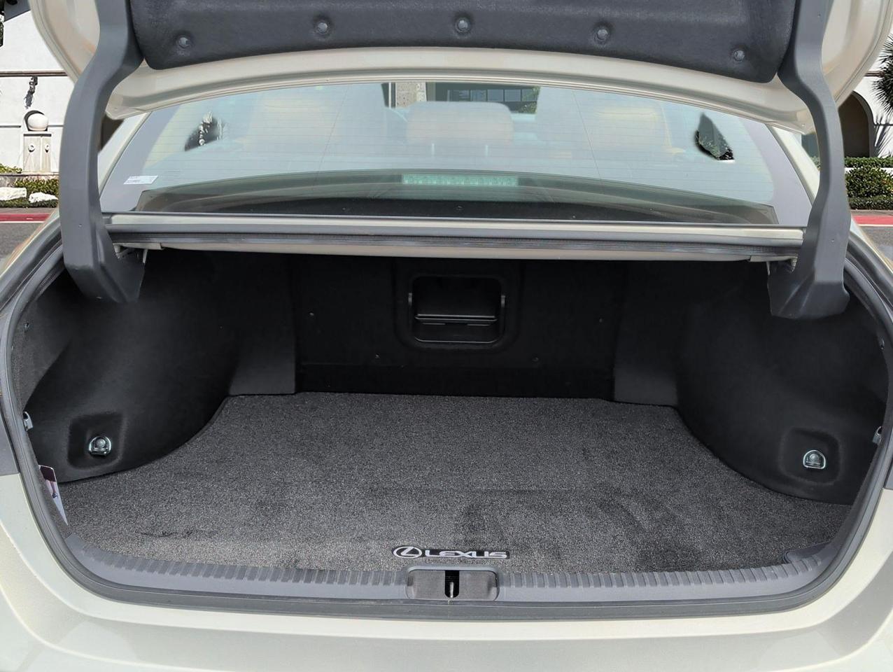 2025 Lexus ES 350 San Juan TX