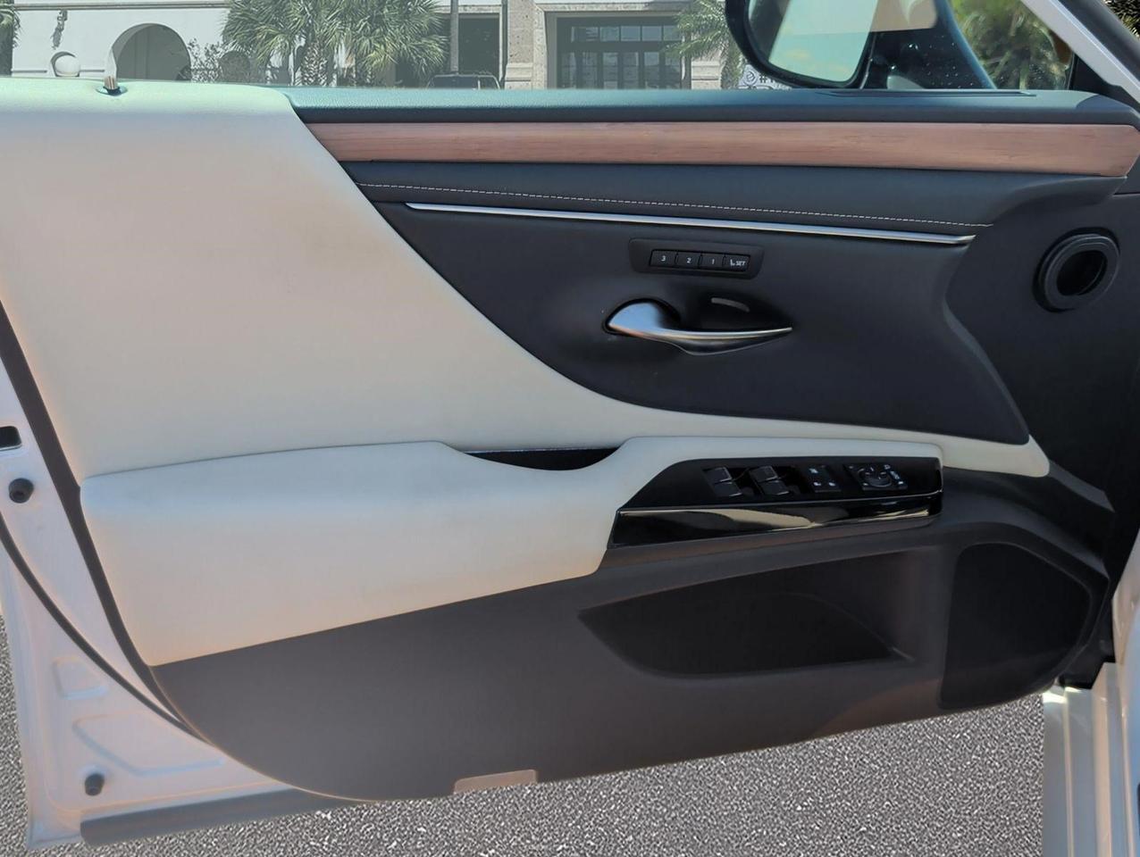 2025 Lexus ES 350 San Juan TX