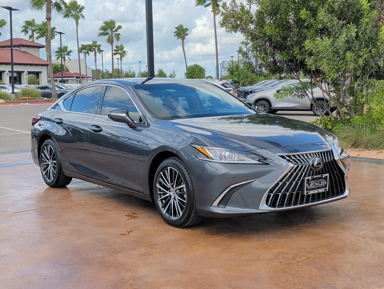 2025 Lexus ES 350