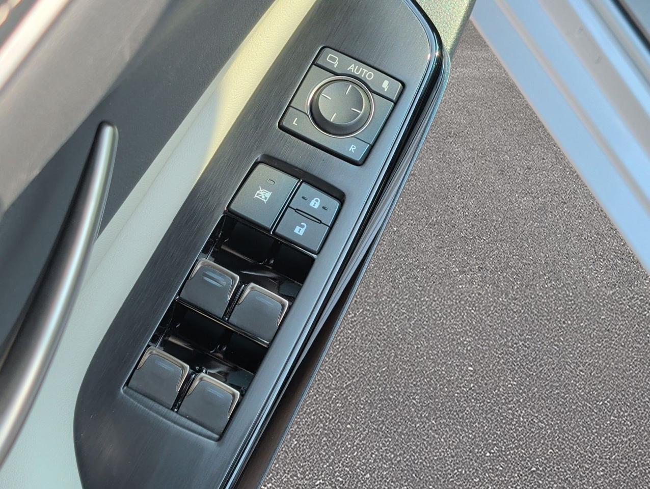2025 Lexus ES 350 San Juan TX
