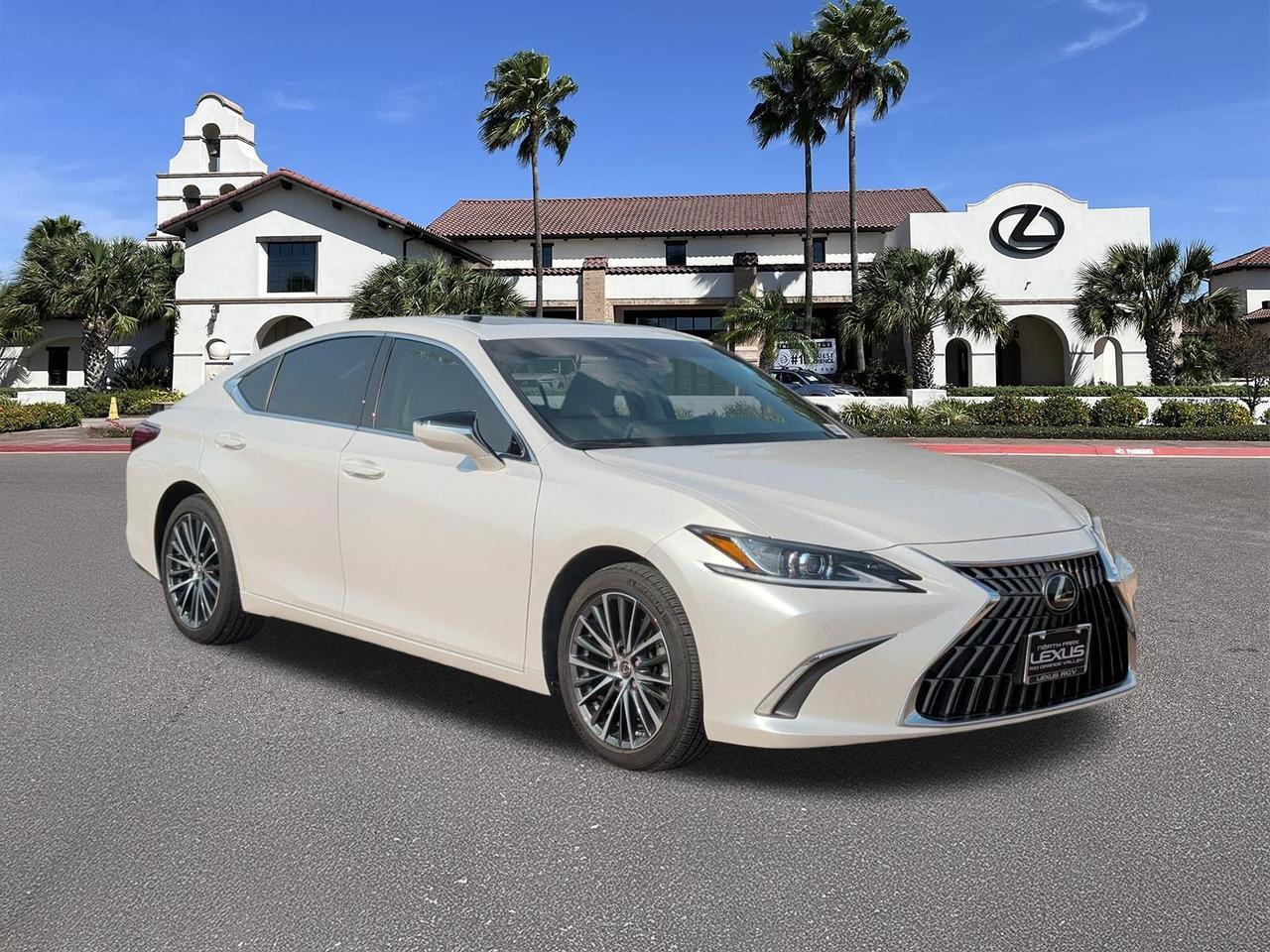 2025 Lexus ES