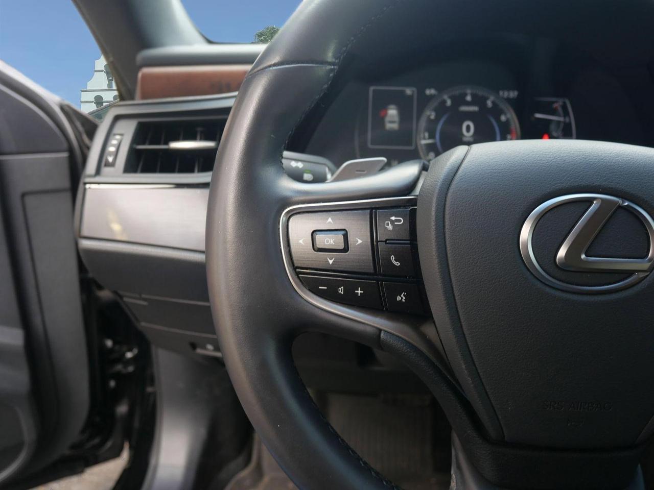 2025 Lexus ES 350 San Juan TX