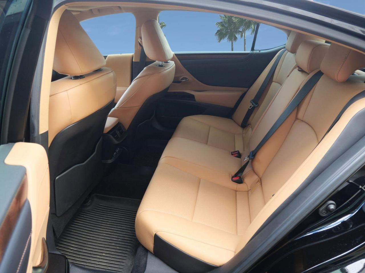 2025 Lexus ES 350 San Juan TX