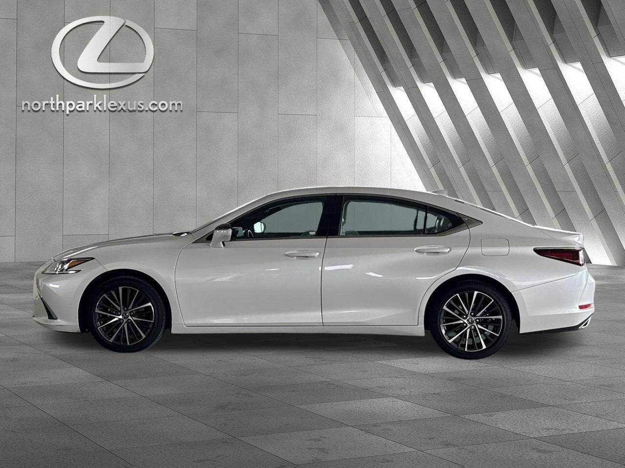 2025 Lexus ES 350