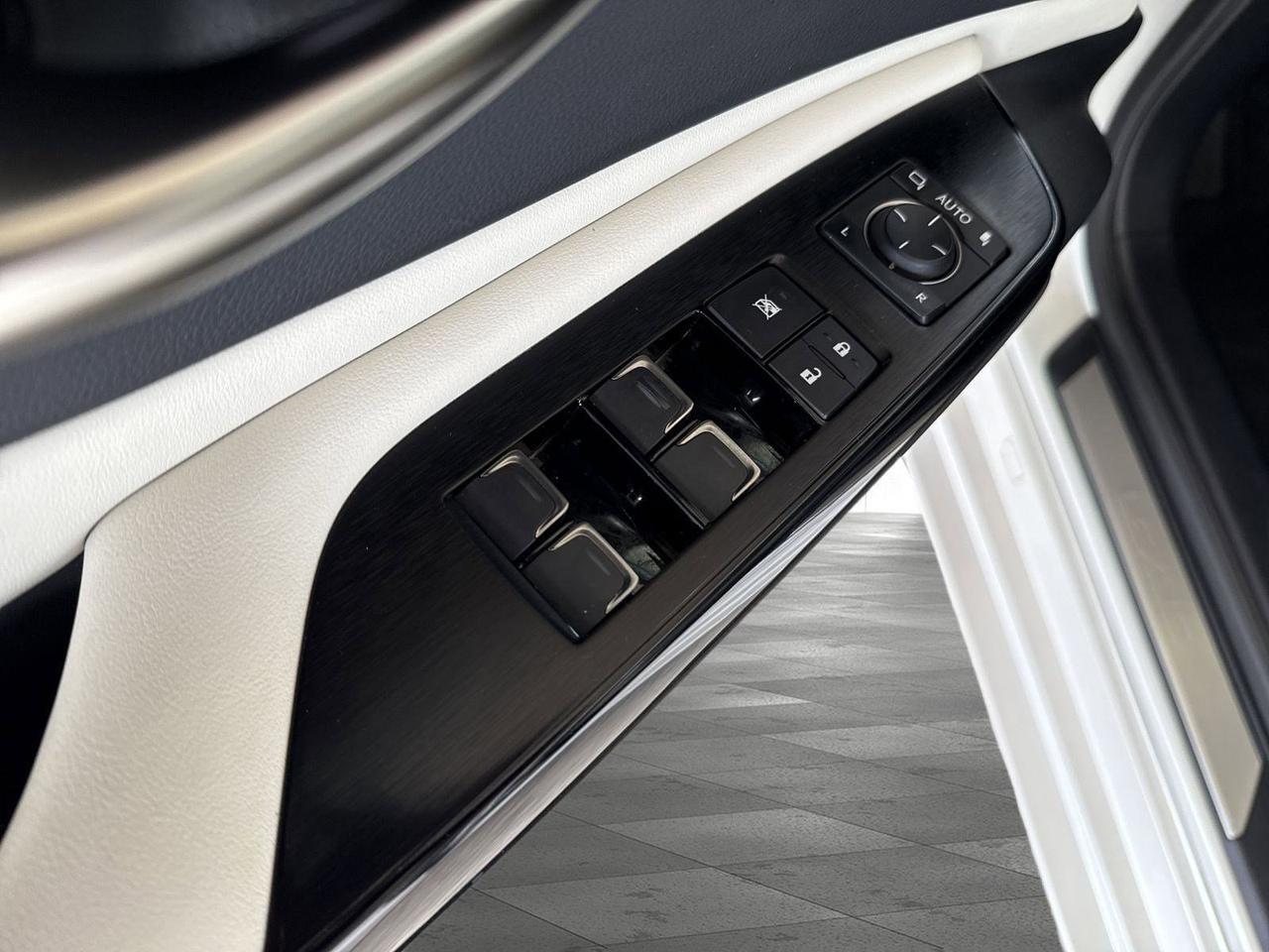 2025 Lexus ES 350 San Antonio TX