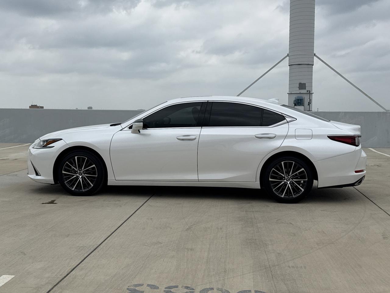 2025 Lexus ES 350