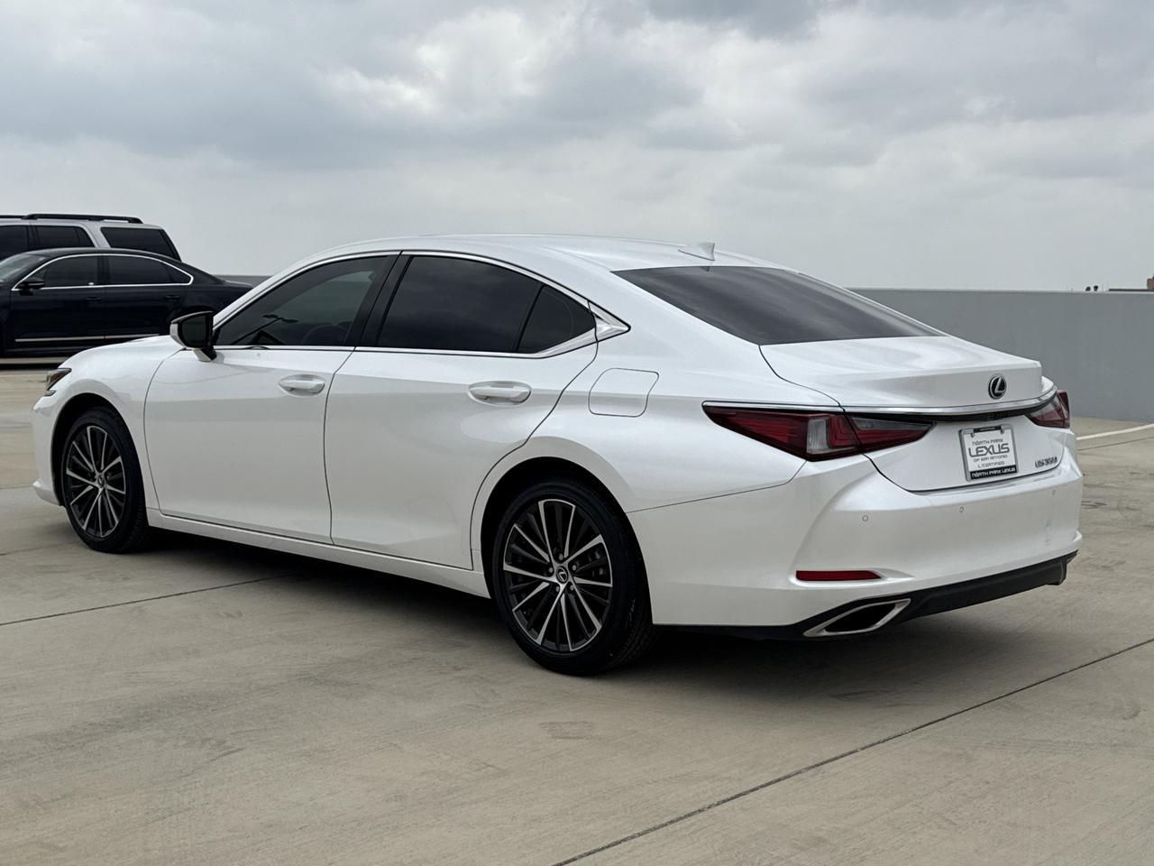 2025 Lexus ES 350