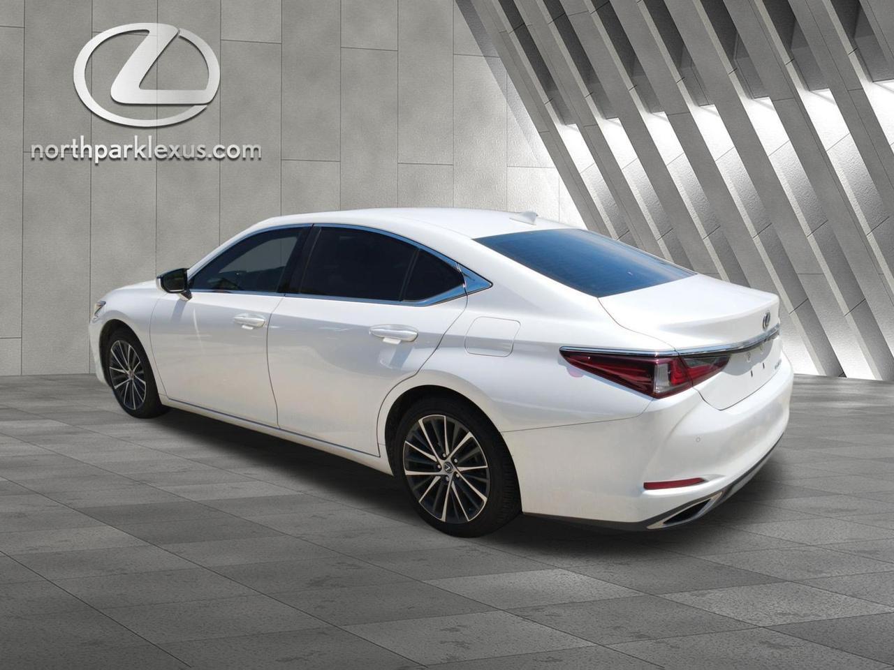 2025 Lexus ES 350