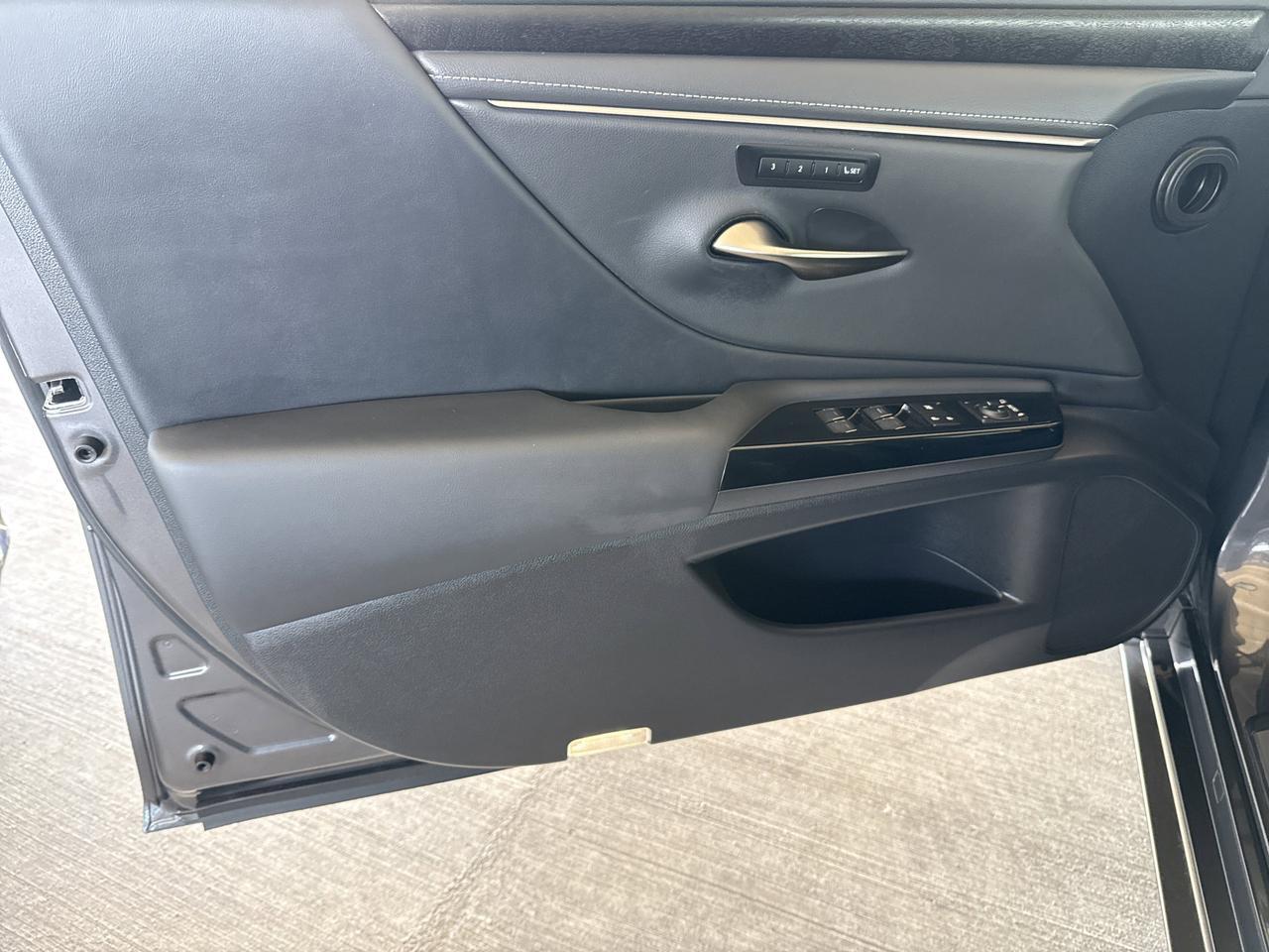 2025 Lexus ES 350 San Antonio TX