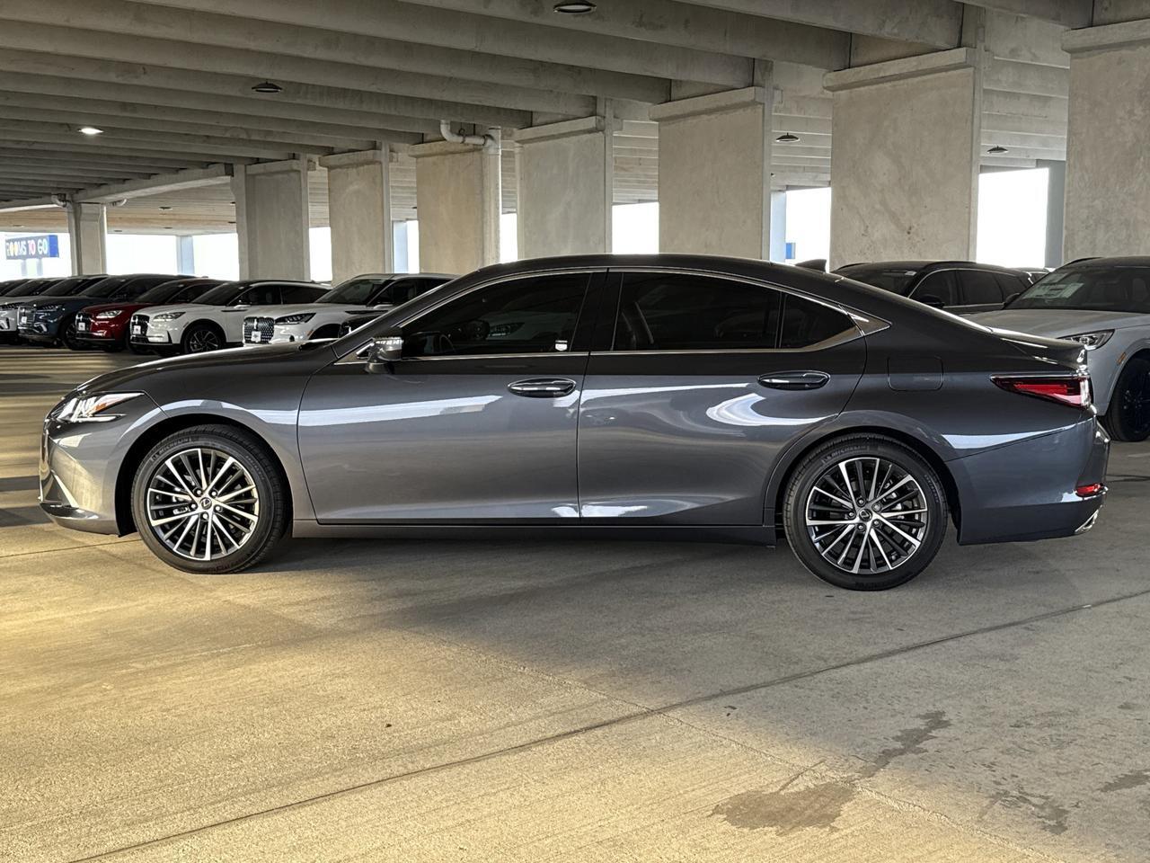 2025 Lexus ES 350