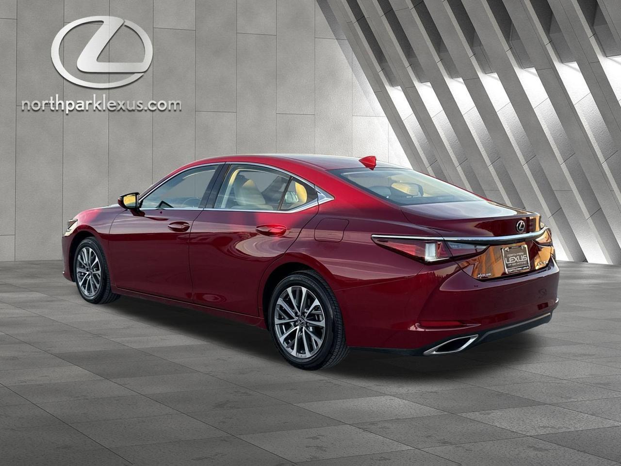 2025 Lexus ES 350