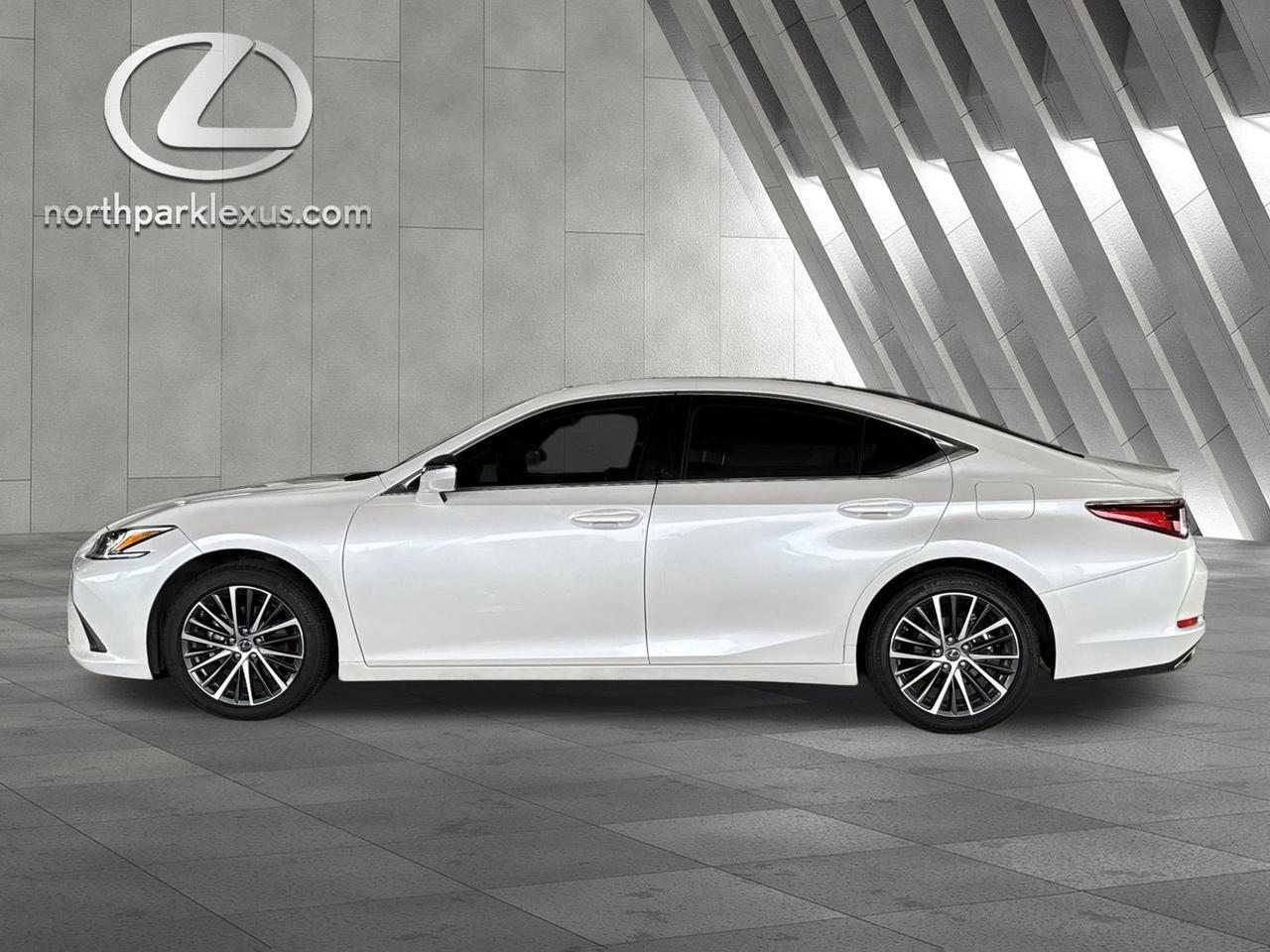 2025 Lexus ES
