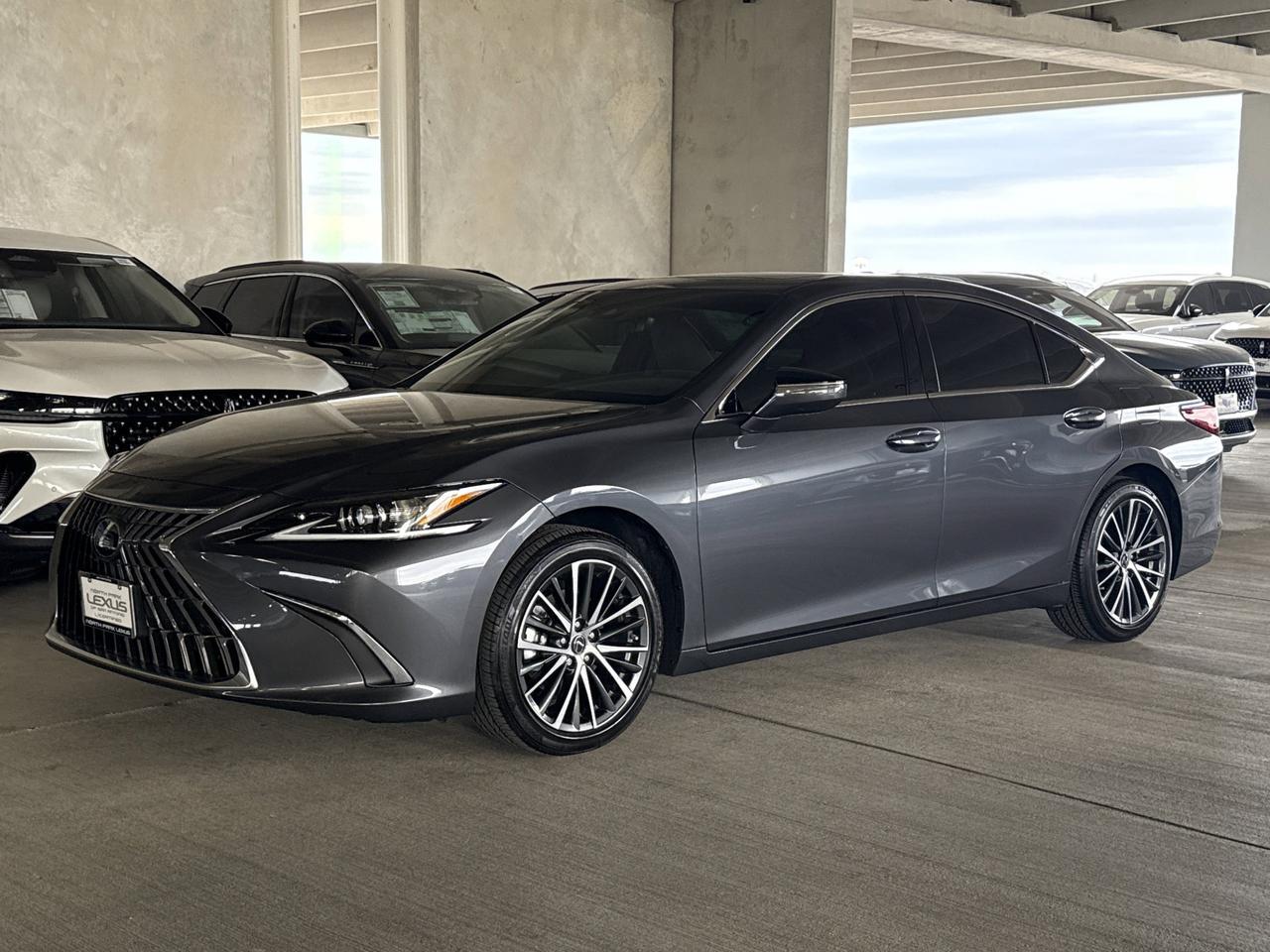 2025 Lexus ES 350