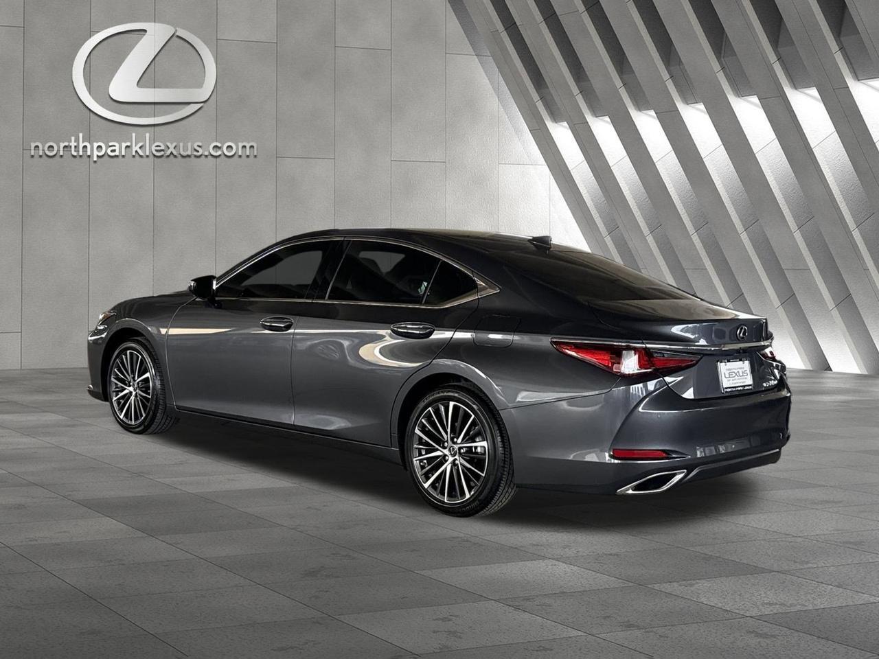 2025 Lexus ES 350