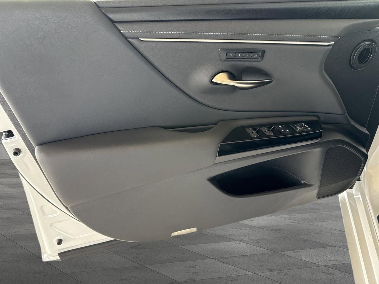 2025 Lexus ES 350 San Antonio TX