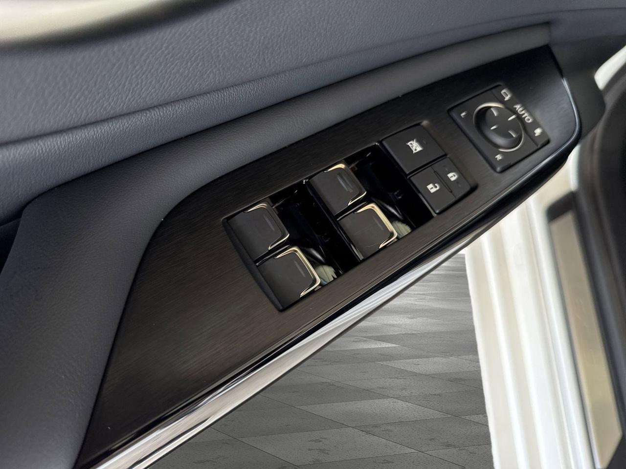 2025 Lexus ES 350 San Antonio TX