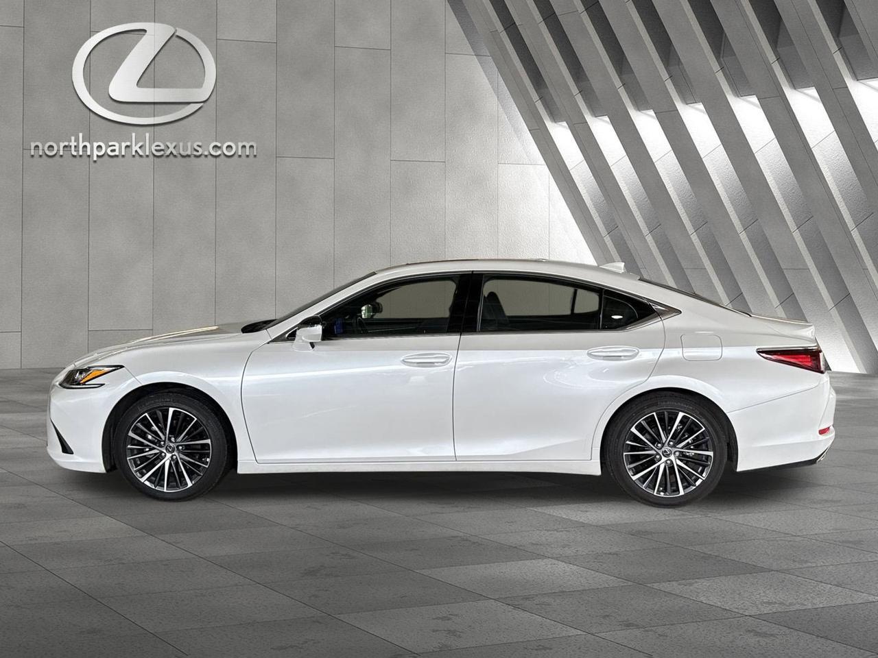 2025 Lexus ES