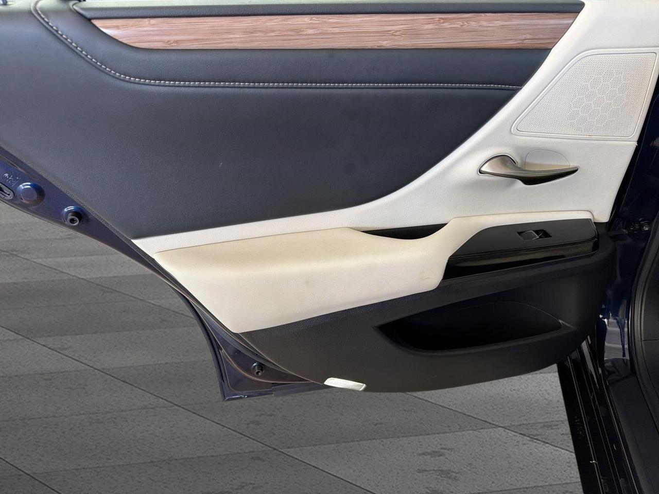 2025 Lexus ES 350 San Antonio TX
