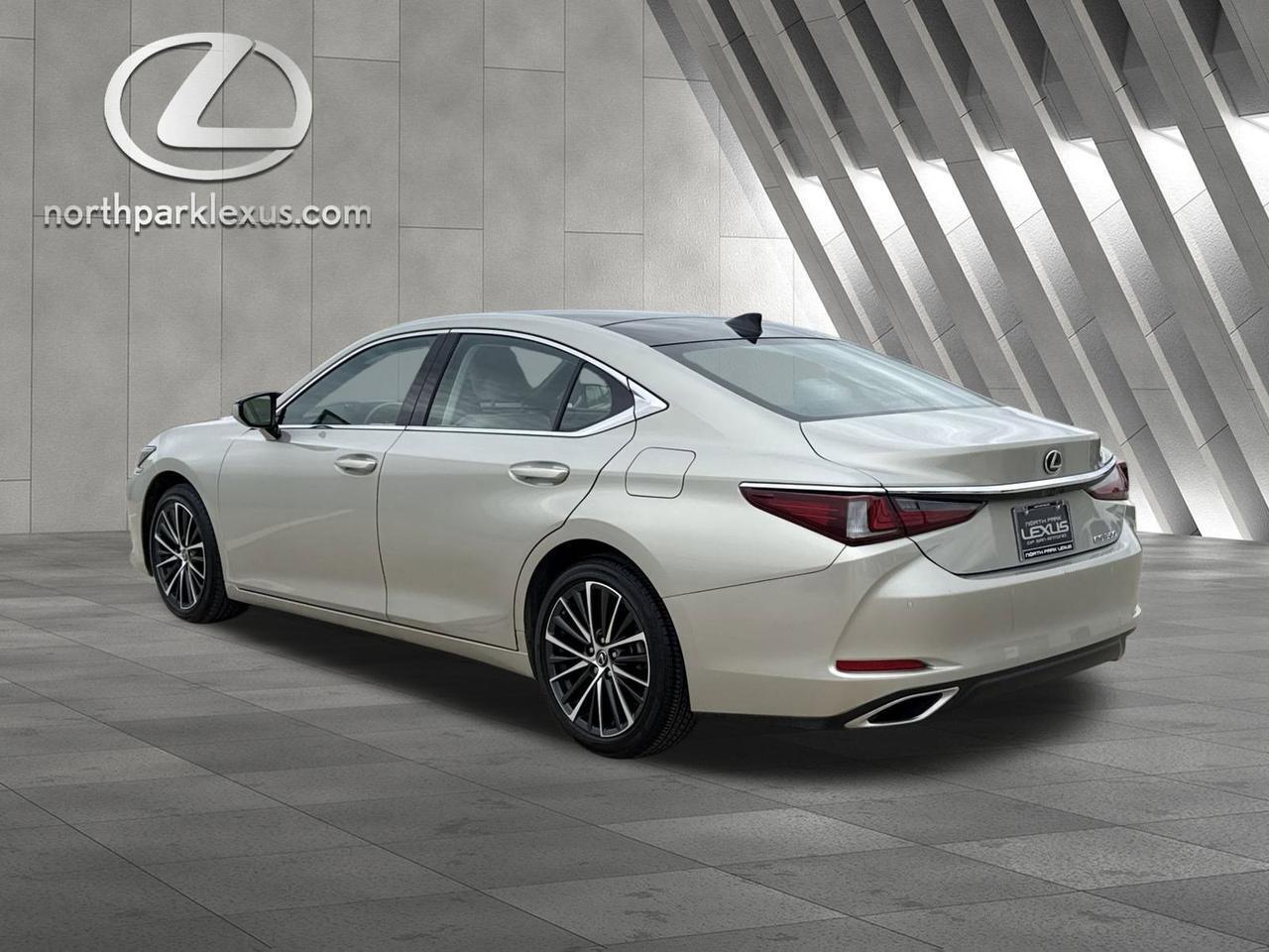 2025 Lexus ES 350